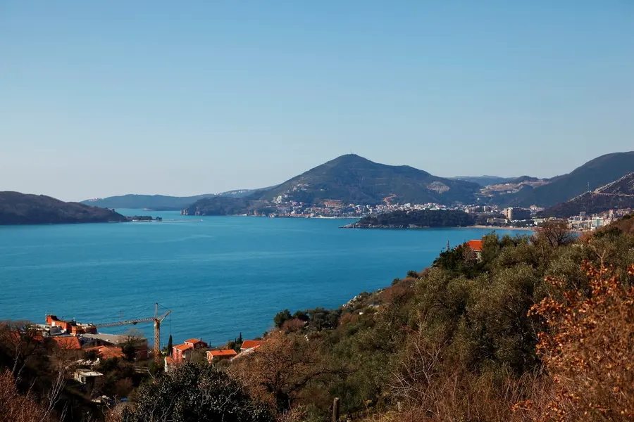 Zauzima povrsinu od 1200m2